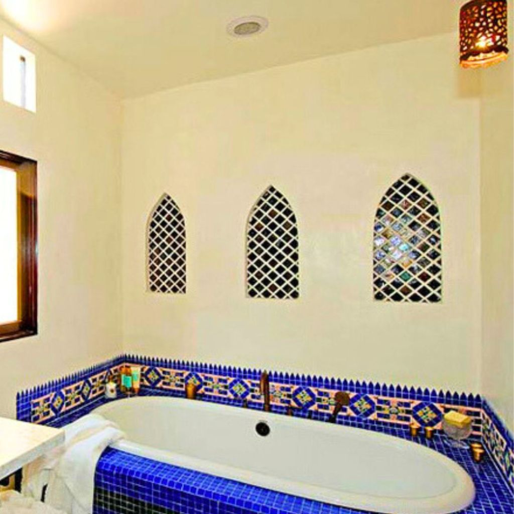 Intricately decorated riad in Marrakech featuring Tadelakt walls